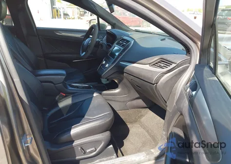 2016 Lincoln Mkc Premier from USA, damaged, VIN 5LMCJ1C99GUJ19106